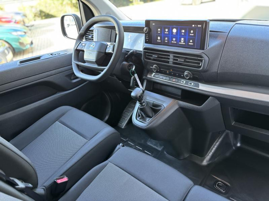 52002300-1.jpg