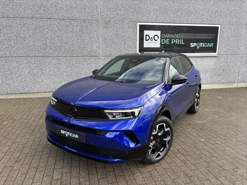 52136125